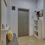 Homie - Private Parking - Self Check-in Apartment *
