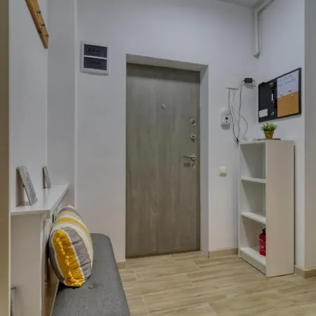 Homie - Private Parking - Self Check-in Апартаменты *