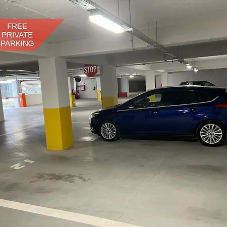 Homie - Private Parking - Self Check-in * Bukarest