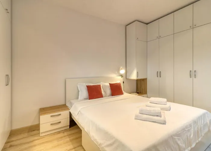 Homie - Private Parking - Self Check-in Apartamento *