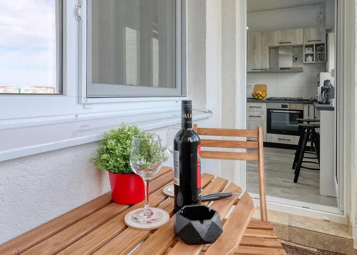 Apartamento Homie - Private Parking - Self Check-in