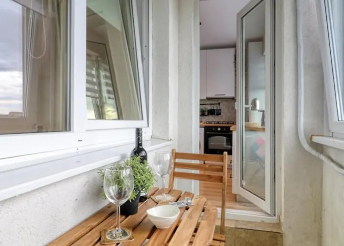 Homie - Private Parking - Self Check-in